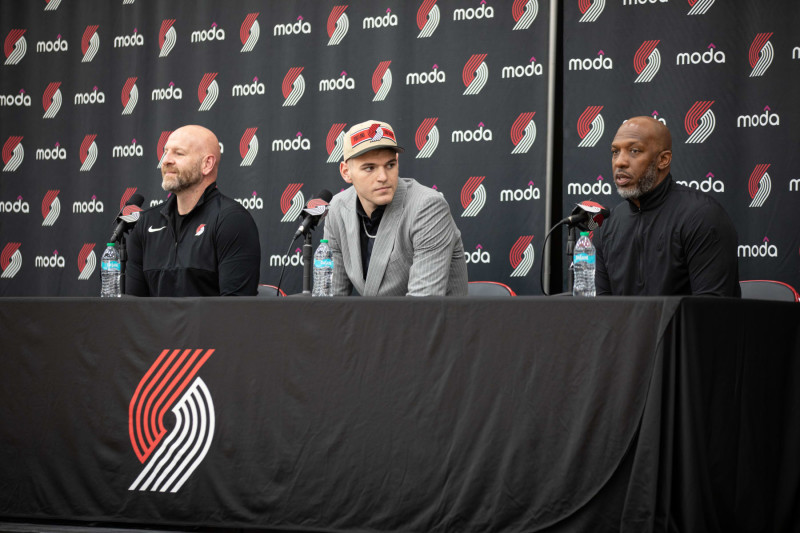 Joe Cronin, Donovan Clingan and Chauncey Billups