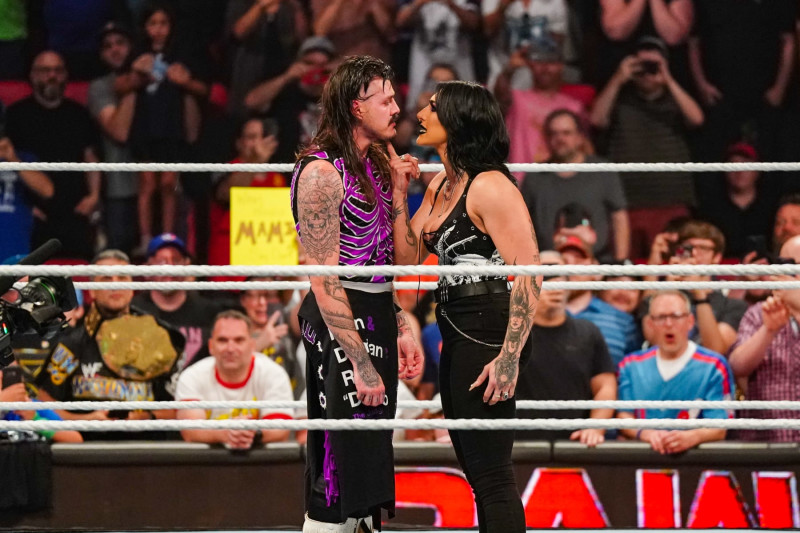 Wwe monday night raw highlights hotsell