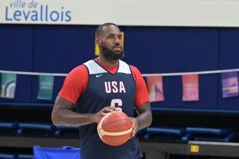 US' LeBron James takes part in a training session for the men's basketball team at Palais des sports Marcel-Cerdan in Paris on July 25, 2024, ahead of the Paris 2024 Olympic Games. (Photo by Arun SANKAR / AFP) (Photo by ARUN SANKAR/AFP via Getty Images)