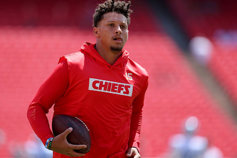 KANSAS CITY, MISSOURI - AUGUST 17: Patrick Mahomes #15 of the Kansas City Chiefs runs during pregame warmups prior to a preseason game against the Detroit Lions at GEHA Field at Arrowhead Stadium on August 17, 2024 in Kansas City, Missouri. (Photo by David Eulitt/Getty Images)