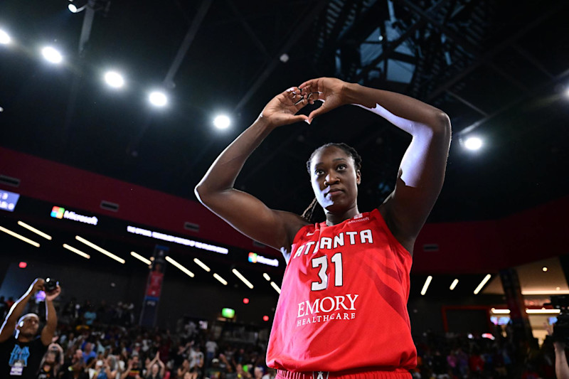 ATLANTA, GA - AUGUST 21: Tina Charles #31 of the Atlanta Dream celebrates after becoming the WNBA number 2 all-time time scoring leader on August 21, 2024 at Gateway Center Arena at College Park in Atlanta, Georgia. NOTE TO USER: User expressly acknowledges and agrees that, by downloading and or using this photograph, User is consenting to the terms and conditions of the Getty Images License Agreement. Mandatory Copyright Notice: Copyright 2024 NBAE (Photo by Adam Hagy/NBAE via Getty Images)