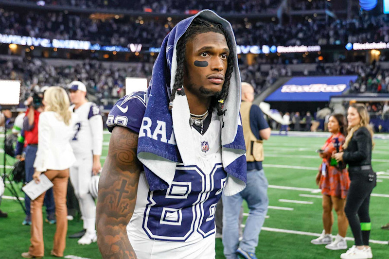 ARLINGTON, TX - DECEMBER 10: Dallas Cowboys wide receiver CeeDee Lamb (88) walks off the field after the game between the Dallas Cowboys and the Philadelphia Eagles on December 10, 2023 at AT&T Stadium in Arlington, Texas. (Photo by Matthew Pearce/Icon Sportswire via Getty Images)