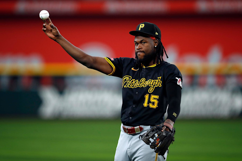 Pirates' Oneil Cruz Will Move to Outfield; Isiah Kiner-Falefa to 