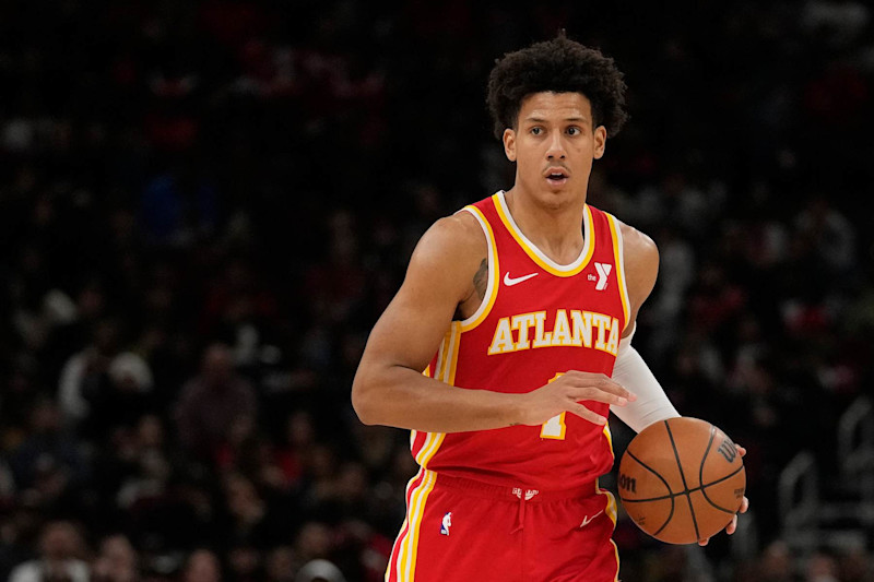 CHICAGO, ILLINOIS - APRIL 01: Jalen Johnson #1 of the Atlanta Hawks dribbles the ball during the first half against the Chicago Bulls at the United Center on April 01, 2024 in Chicago, Illinois. NOTE TO USER: User expressly acknowledges and agrees that, by downloading and or using this photograph, User is consenting to the terms and conditions of the Getty Images License Agreement. (Photo by Patrick McDermott/Getty Images)