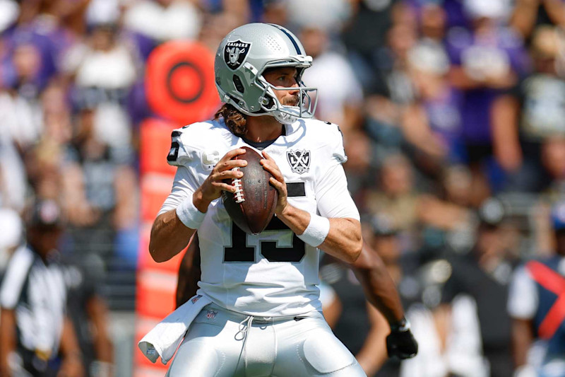 BALTIMORE, MARYLAND - SEPTEMBER 15: Gardner Minshew #15 of the Las Vegas Raiders throws a pass during the first half against the Baltimore Ravens at M&T Bank Stadium on September 15, 2024 in Baltimore, Maryland. (Photo by Brandon Sloter/Getty Images)