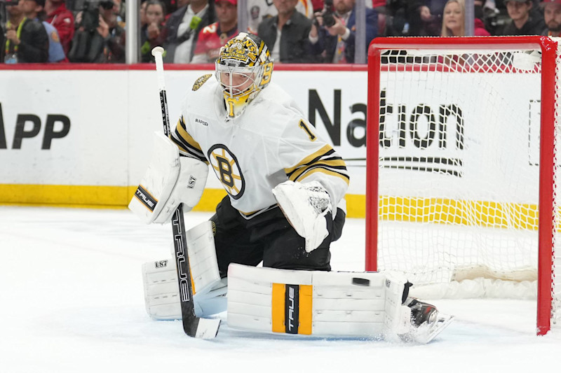 SUNRISE, FL - MAY 14: Boston Bruins goaltender Jeremy Swayman (1) makes a save late in the third period during game five of the Eastern Conference round 2 playoffs between the Boston Bruins and the Florida Panthers on Tuesday, May 14, 2024 at Amerant Bank Arena in Sunrise, Fla. (Photo by Peter Joneleit/Icon Sportswire via Getty Images)