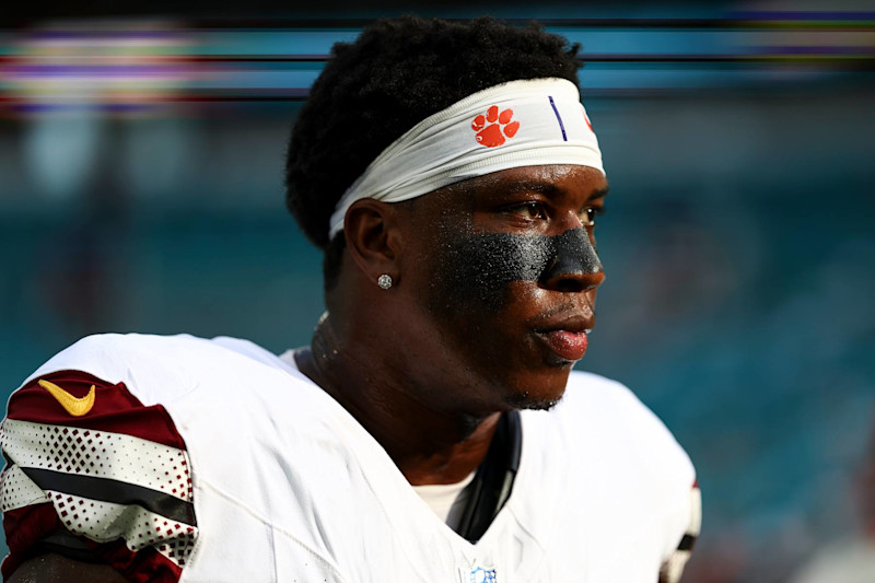 MIAMI GARDENS, FL - AUGUST 17: KJ Henry #55 of the Washington Commanders warms up prior to an NFL preseason football game against the Miami Dolphins at Hard Rock Stadium on August 17, 2024 in Miami Gardens, FL. (Photo by Kevin Sabitus/Getty Images)