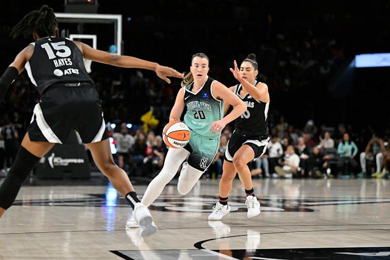 LAS VEGAS, NV - OCTOBER 6: Sabrina Ionescu #20 of the New York Liberty drives to the basket during the game against the Las Vegas Aces during Round 2 Game 4 of the 2024 WNBA Playoffs on October 6, 2024 at Michelob ULTRA Arena in Las Vegas, Nevada. NOTE TO USER: User expressly acknowledges and agrees that, by downloading and or using this photograph, User is consenting to the terms and conditions of the Getty Images License Agreement. Mandatory Copyright Notice: Copyright 2024 NBAE (Photo by David Becker/NBAE via Getty Images)