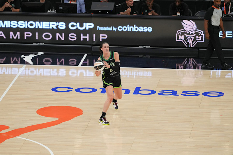 ELMONT, NY - JUNE 25: Bridget Carleton #6 of the Minnesota Lynx passes the ball during the game  against the New York Liberty during the 2024 WNBA Commissioner's Cup Game  on June 25, 2024 at the UBS Arena in Elmont, New York. NOTE TO USER: User expressly acknowledges and agrees that, by downloading and or using this photograph, user is consenting to the terms and conditions of the Getty Images License Agreement. Mandatory Copyright Notice: Copyright 2024 NBAE (Photo by Evan Yu/NBAE via Getty Images)