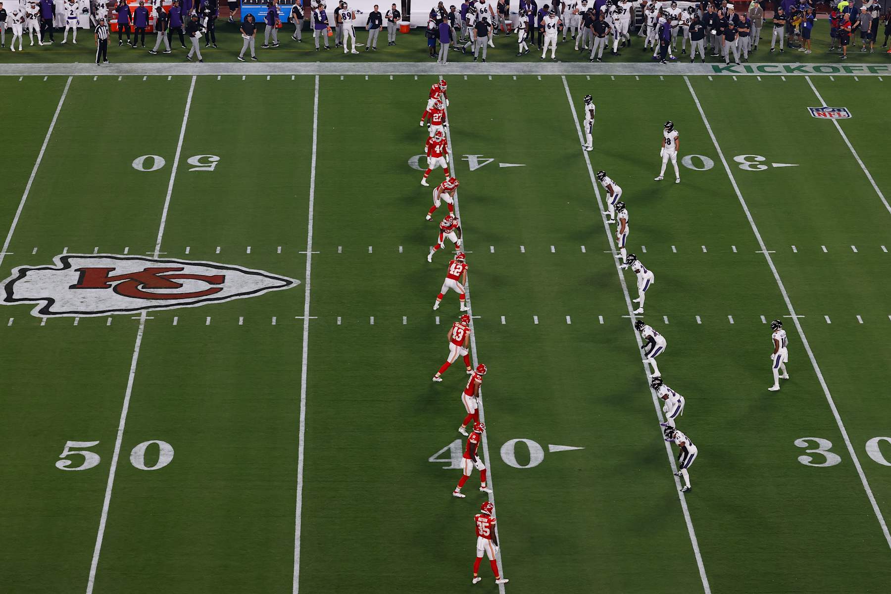 KANSAS CITY, MISSOURI - SEPTEMBER 5: Kansas City Chiefs players line up at the 40 yard line across the Baltimore Ravens players at the 35 yard line on the opening kickoff during the first half at GEHA Field at Arrowhead Stadium on September 5, 2024 in Kansas City, Missouri. The NFLs new Dynamic Kickoff made its regular season debut with a touchback. (Photo by Aaron M. Sprecher/Getty Images)