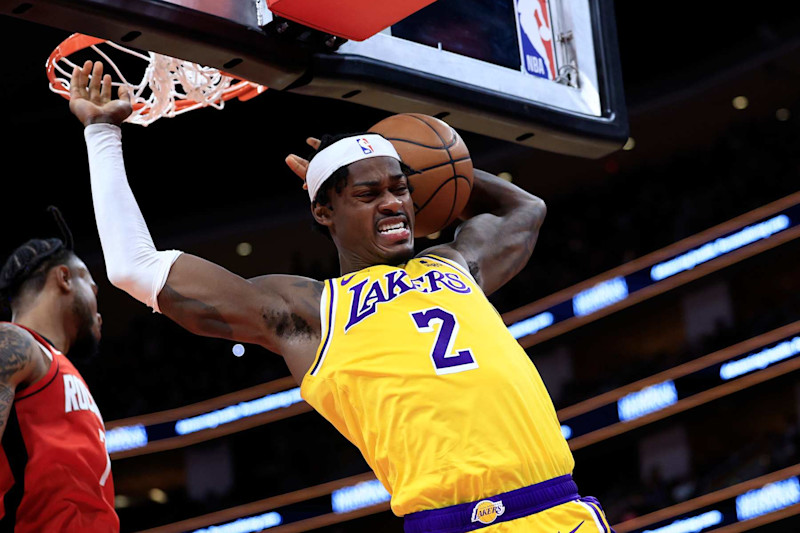 HOUSTON, TEXAS - JANUARY 29: Jarred Vanderbilt #2 of the Los Angeles Lakers dunks the ball against the Houston Rockets during the first half at Toyota Center on January 29, 2024 in Houston, Texas. NOTE TO USER: User expressly acknowledges and agrees that, by downloading and or using this photograph, User is consenting to the terms and conditions of the Getty Images License Agreement.  (Photo by Carmen Mandato/Getty Images)