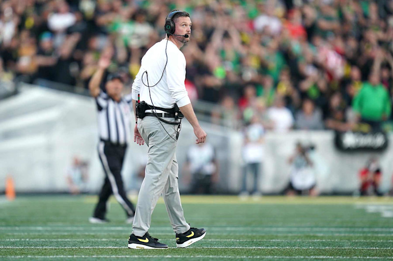 EUGENE, OREGON - OCTOBER 12: Head coach Dan Lanning of the Oregon Ducks looks on during the second quarter against the Ohio State Buckeyes at Autzen Stadium on October 12, 2024 in Eugene, Oregon. (Photo by Ali Gradischer/Getty Images)