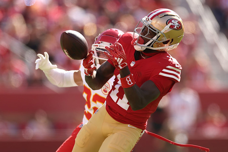 SANTA CLARA, CALIFORNIA - OCTOBER 20: Brandon Aiyuk #11 of the San Francisco 49ers drops a pass in front of Trent McDuffie #22 of the Kansas City Chiefs during the second quarter at Levi's Stadium on October 20, 2024 in Santa Clara, California. (Photo by Ezra Shaw/Getty Images)