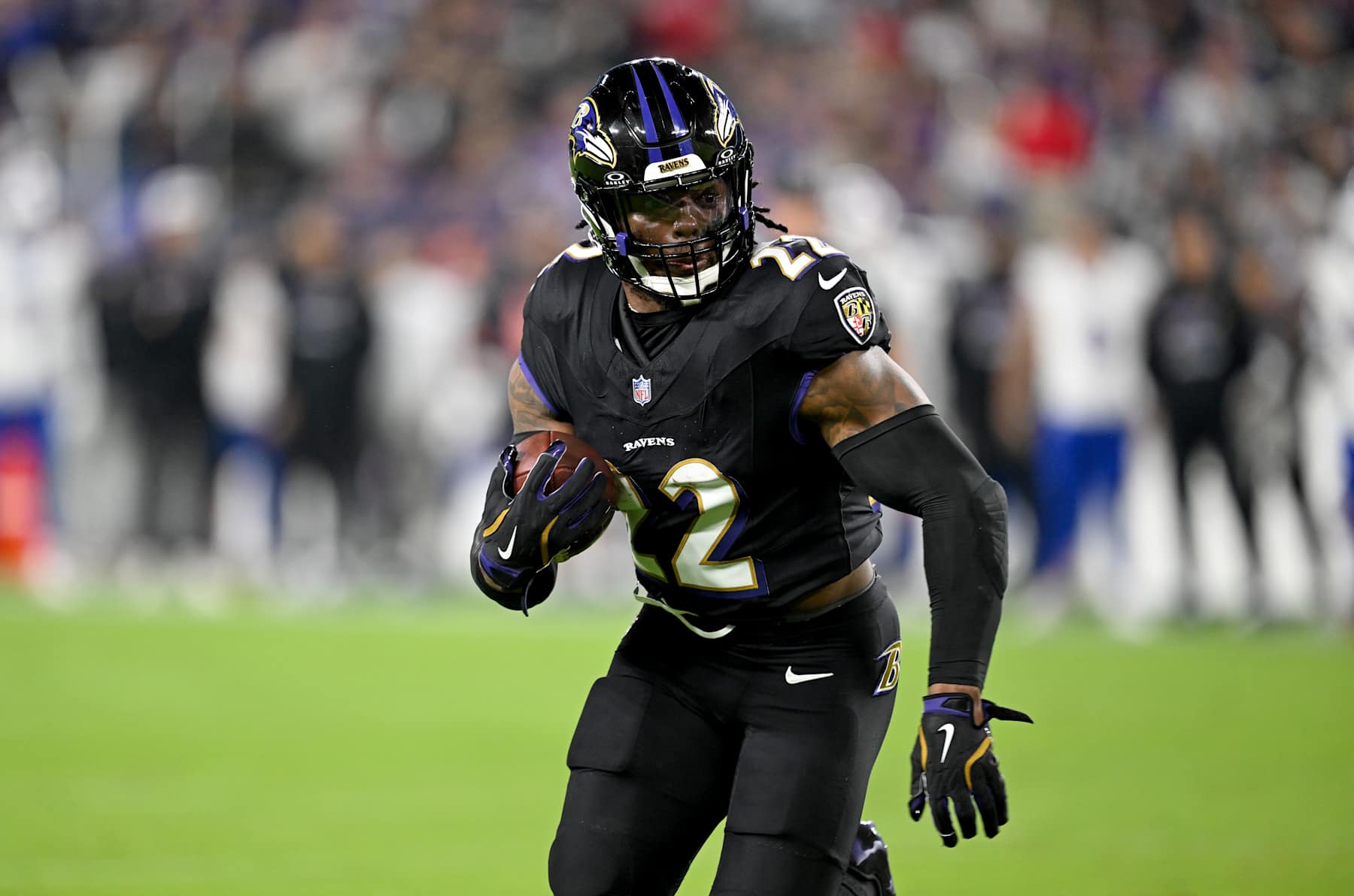 BALTIMORE, MARYLAND - SEPTEMBER 29: Derrick Henry #22 of the Baltimore Ravens runs the ball in for a touchdown against the Buffalo Bills at M&T Bank Stadium on September 29, 2024 in Baltimore, Maryland. (Photo by G Fiume/Getty Images)
