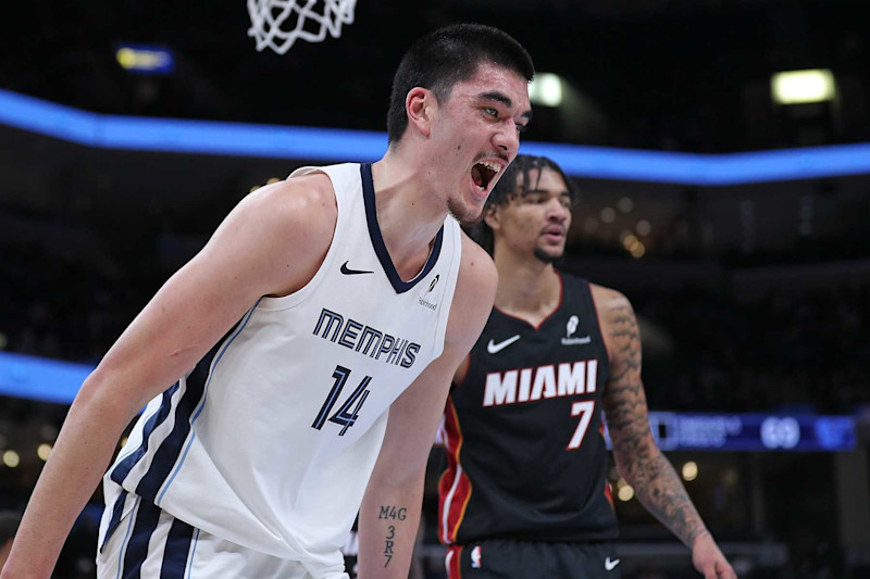 MEMPHIS, TENNESSEE - OCTOBER 18: Zach Edey #14 of the Memphis Grizzlies reacts during the second half against the Miami Heat at FedExForum on October 18, 2024 in Memphis, Tennessee. NOTE TO USER: User expressly acknowledges and agrees that, by downloading and or using this photograph, User is consenting to the terms and conditions of the Getty Images License Agreement. (Photo by Justin Ford/Getty Images)