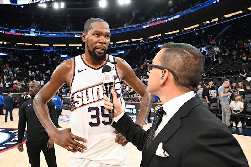 Kevin Durant Rejects Actor Lamorne Morris Request for Jersey After Suns Win on Video News Scores Highlights Stats and Rumors Bleacher Report