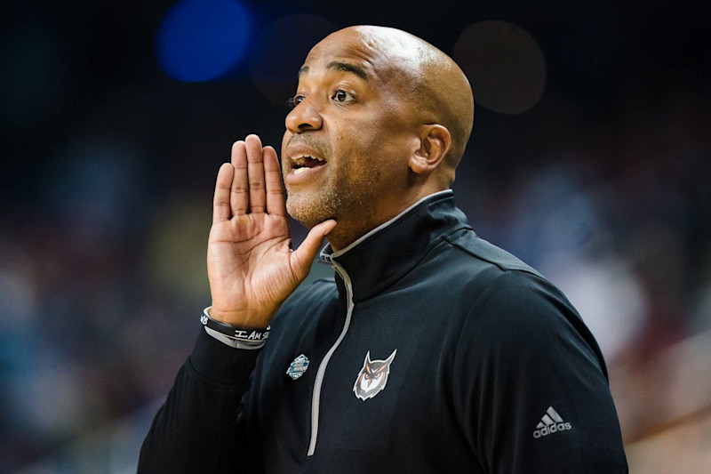 GREENSBORO, NORTH CAROLINA - MARCH 17: Head coach Amir Abdur-Rahim of the Kennesaw State Owls looks on against the Xavier Musketeers in the first round of the NCAA Men's Basketball Tournament at The Fieldhouse at Greensboro Coliseum on March 17, 2023 in Greensboro, North Carolina. (Photo by Jacob Kupferman/Getty Images)