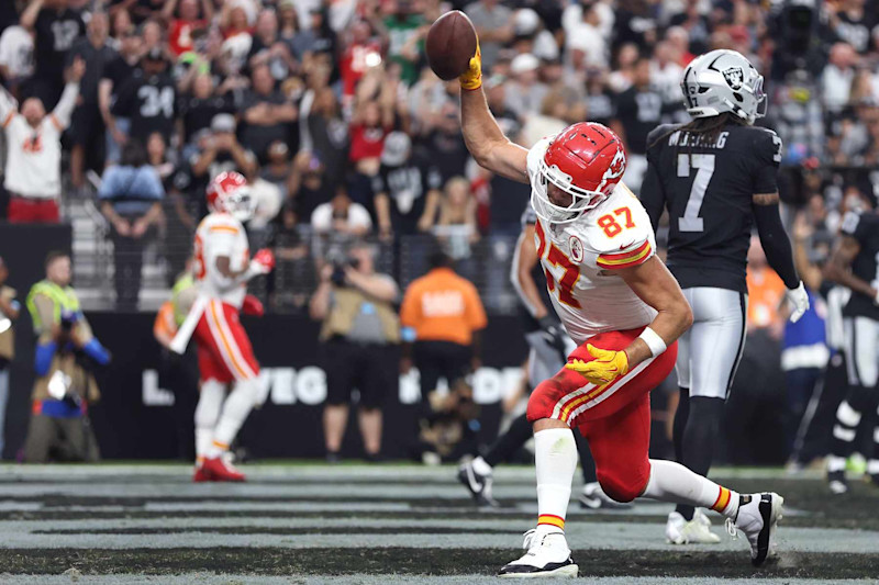 LAS VEGAS, NEVADA - OCTOBER 27: Travis Kelce #87 of the Kansas City Chiefs celebrates after a receiving touchdown in the second quarter of a game against the Las Vegas Raiders at Allegiant Stadium on October 27, 2024 in Las Vegas, Nevada. (Photo by Christian Petersen/Getty Images)