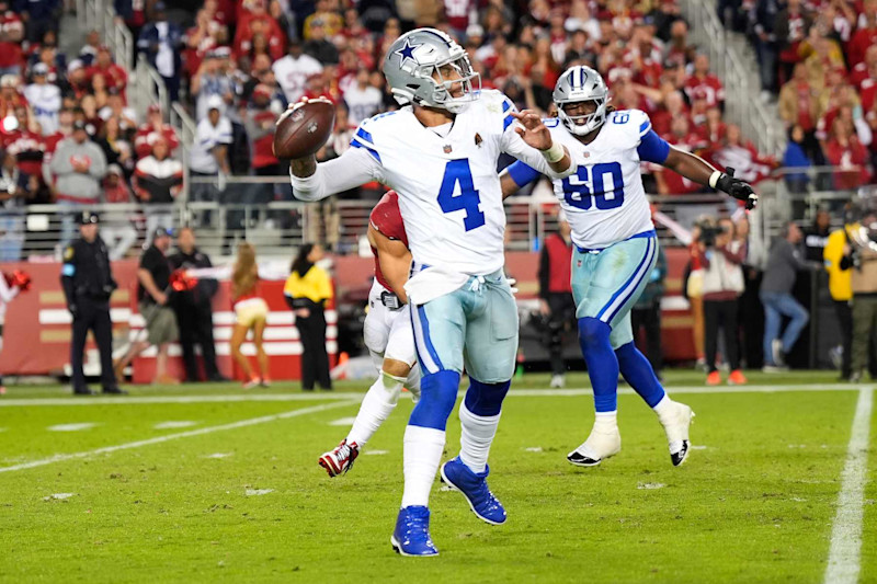 Cowboys' Dak Prescott to Have MRI on Hamstring Injury; QB 'Felt Something  Pull' | News, Scores, Highlights, Stats, and Rumors | Bleacher Report