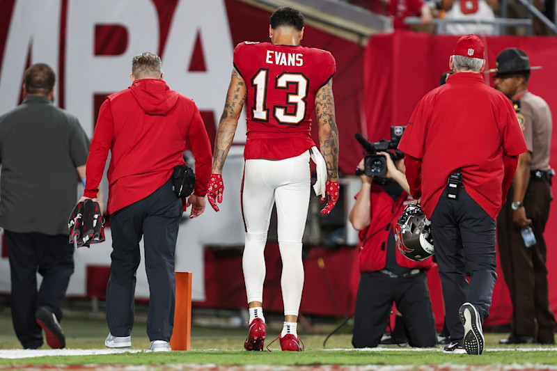 Bucs' Mike Evans Talks 'Extremely Tough' Injury, Hopes to Return After Bye  Week | News, Scores, Highlights, Stats, and Rumors | Bleacher Report