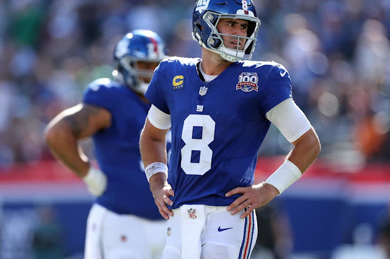 EAST RUTHERFORD, NEW JERSEY - OCTOBER 20: Daniel Jones #8 of the New York Giants reacts after the play against Philadelphia Eagles during the second quarter at MetLife Stadium on October 20, 2024 in East Rutherford, New Jersey. (Photo by Luke Hales/Getty Images)