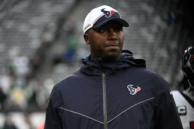 EAST RUTHERFORD, NJ - DECEMBER 10: Houston Texans assistant coach Jerrod Johnson watches action during game featuring the Houston Texans and the New York Jets on December 10, 2023 at MetLife Stadium in East Rutherford, NJ. (Photo by John Rivera/Icon Sportswire via Getty Images)