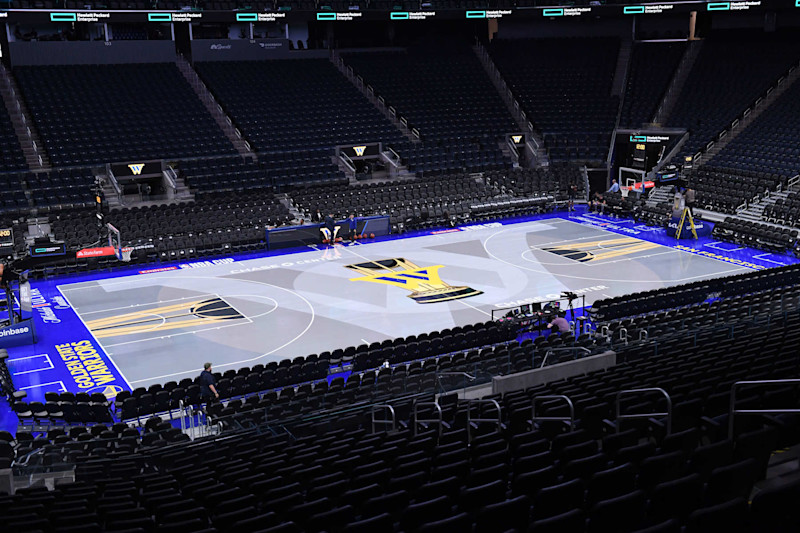 SAN FRANCISCO, CA - NOVEMBER 12: An overall shot of the arena during the Emirates NBA Cup game on November 12, 2024 at Chase Center in San Francisco, California. NOTE TO USER: User expressly acknowledges and agrees that, by downloading and or using this photograph, user is consenting to the terms and conditions of Getty Images License Agreement. Mandatory Copyright Notice: Copyright 2024 NBAE (Photo by Noah Graham/NBAE via Getty Images)