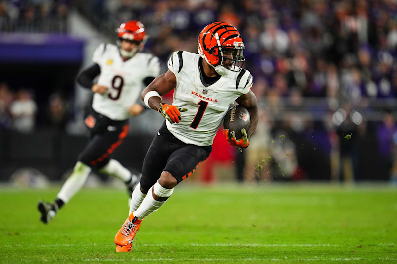 BALTIMORE, MD - NOVEMBER 07: Ja'Marr Chase #1 of the Cincinnati Bengals runs the ball during an NFL football game against the Baltimore Ravens at M&T Bank Stadium on November 7, 2024 in Baltimore, Maryland. (Photo by Cooper Neill/Getty Images)