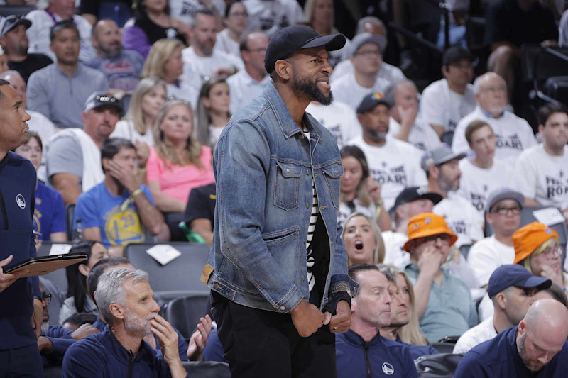 SACRAMENTO, CA - APRIL 30: Andre Iguodala #9 of the Golden State Warriors encourages teammates during Round One Game Seven of the 2023 NBA Playoffs on April 30, 2023 at Golden 1 Center in Sacramento, California. NOTE TO USER: User expressly acknowledges and agrees that, by downloading and or using this Photograph, user is consenting to the terms and conditions of the Getty Images License Agreement. Mandatory Copyright Notice: Copyright 2023 NBAE (Photo by Rocky Widner/NBAE via Getty Images)