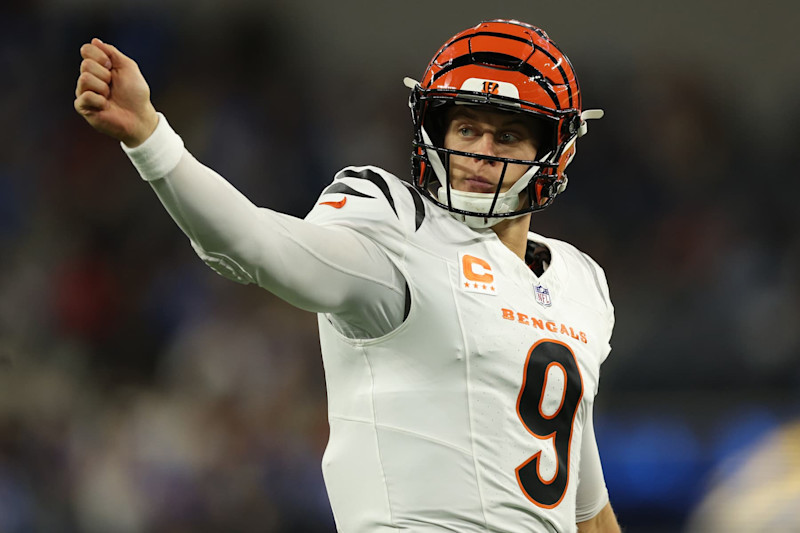 INGLEWOOD, CALIFORNIA - NOVEMBER 17: Joe Burrow #9 of the Cincinnati Bengals gestures against the Los Angeles Chargers during the first quarter at SoFi Stadium on November 17, 2024 in Inglewood, California. (Photo by Harry How/Getty Images)