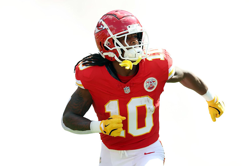 KANSAS CITY, MISSOURI - SEPTEMBER 15:  Isiah Pacheco #10 of the Kansas City Chiefs takes the field prior to the game against the Cincinnati Bengals at GEHA Field at Arrowhead Stadium on September 15, 2024 in Kansas City, Missouri. (Photo by Jamie Squire/Getty Images)