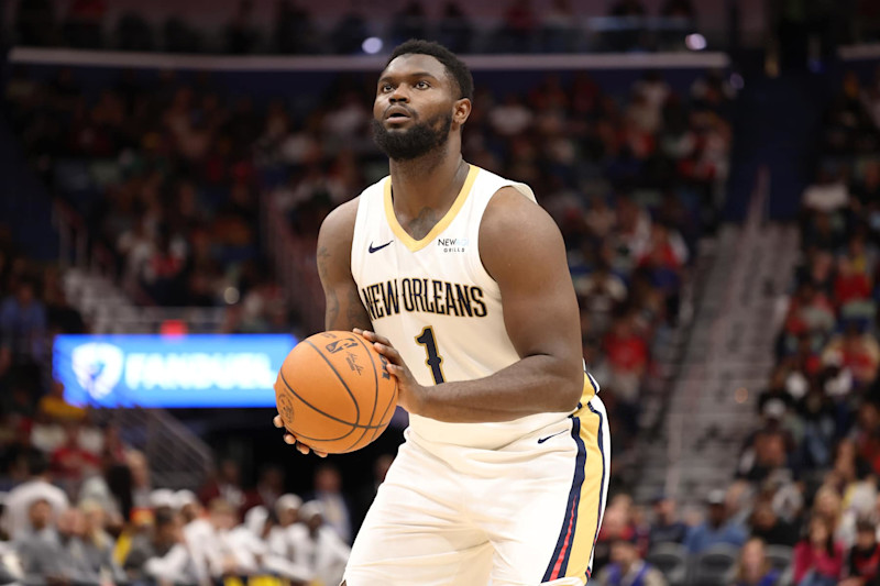 CHICAGO, IL - NOVEMBER 1: Zion Williamson #1 of the New Orleans Pelicans shoots a free throw during the game against the Indiana Pacers on November 1, 2024 at Smoothie King Center in New Orleans, Louisiana. NOTE TO USER: User expressly acknowledges and agrees that, by downloading and or using this photograph, User is consenting to the terms and conditions of the Getty Images License Agreement. Mandatory Copyright Notice: Copyright 2024 NBAE (Photo by Jeff Haynes/NBAE via Getty Images)