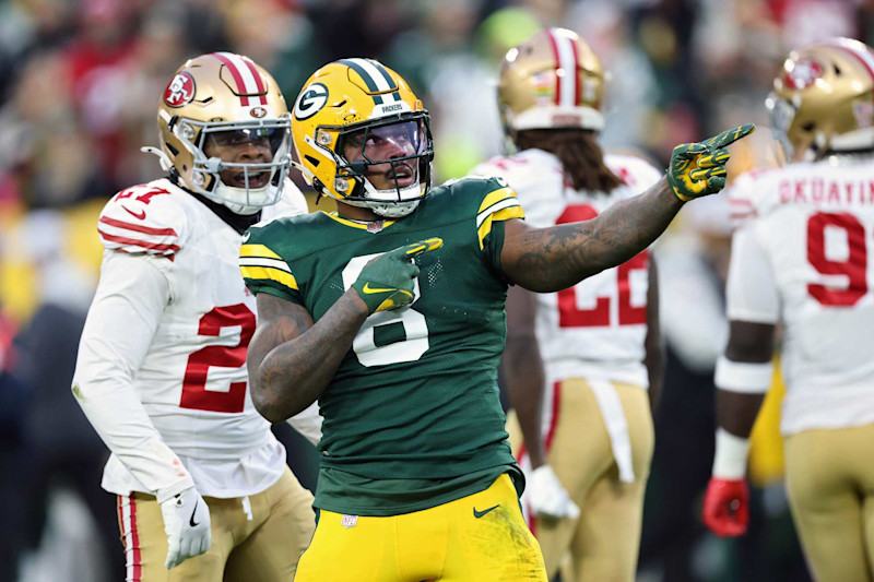 GREEN BAY, WISCONSIN - NOVEMBER 24: Josh Jacobs #8 of the Green Bay Packers celebrates in the first quarter against the San Francisco 49ers at Lambeau Field on November 24, 2024 in Green Bay, Wisconsin. (Photo by Stacy Revere/Getty Images)