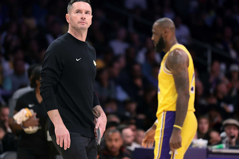 Los Angeles, California November 8, 2024-Lakers head coach JJ Redick takes a timeout during a game against the 76ers at Crypto.com Arena Friday. (Wally Skalij/Los Angeles Times via Getty Images)