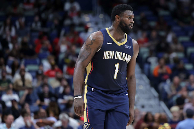 NEW ORLEANS, LOUISIANA - NOVEMBER 06: Zion Williamson #1 of the New Orleans Pelicans reacts against the Cleveland Cavaliers during the second half at the Smoothie King Center on November 06, 2024 in New Orleans, Louisiana. NOTE TO USER: User expressly acknowledges and agrees that, by downloading and or using this Photograph, user is consenting to the terms and conditions of the Getty Images License Agreement. (Photo by Jonathan Bachman/Getty Images)