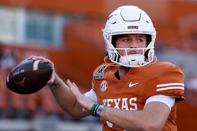 AUSTIN, TEXAS - DECEMBER 21: Quinn Ewers #3 of the Texas Longhorns warms up prior to a game against the Clemson Tigers in the Playoff First Round Game at Darrell K Royal-Texas Memorial Stadium on December 21, 2024 in Austin, Texas. (Photo by Tim Warner/Getty Images)