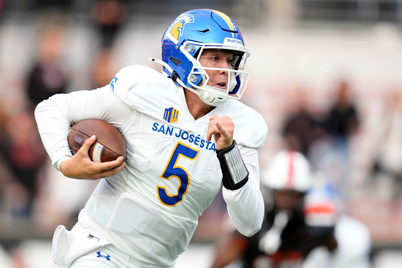 CORVALLIS, OREGON - NOVEMBER 09: Walker Eget #5 of the San Jose State Spartans runs with the ball during the second half against the Oregon State Beavers at Reser Stadium on November 09, 2024 in Corvallis, Oregon.  (Photo by Soobum Im/Getty Images)