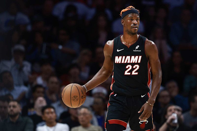 MIAMI, FLORIDA - DECEMBER 20: Jimmy Butler #22 of the Miami Heat controls the ball against the Oklahoma City Thunder during the first half at Kaseya Center on December 20, 2024 in Miami, Florida. <<enter caption here>> during the second half at Kaseya Center on December 04, 2024 in Miami, Florida.  NOTE TO USER: User expressly acknowledges and agrees that, by downloading and or using this Photograph, user is consenting to the terms and conditions of the Getty Images License Agreement. (Photo by Carmen Mandato/Getty Images)