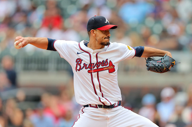 ATLANTA, GA - SEPTEMBER 29: Atlanta Braves starting pitcher Charlie Morton #50 delivers during the Sunday afternoon MLB game between the Kansas City Royals and the Atlanta Braves on September 29, 2024 at Truist Park in Atlanta, Georgia.   (Photo by David J. Griffin/Icon Sportswire via Getty Images)