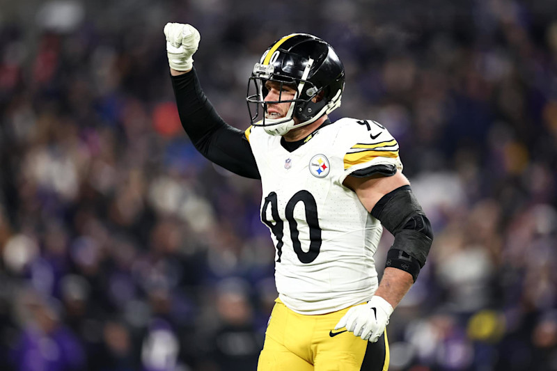 BALTIMORE, MARYLAND - JANUARY 11: T.J. Watt #90 of the Pittsburgh Steelers celebrates after a play during the second half of an NFL football wild card playoff game against the Baltimore Ravens at M&T Bank Stadium on January 11, 2025 in Baltimore, Maryland. (Photo by Kevin Sabitus/Getty Images)