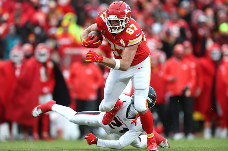 Patrick Mahomes: Travis Kelce 'Showed the World Where He's at' in Chiefs Playoff Win | News, Scores, Highlights, Stats, and Rumors | Bleacher Report