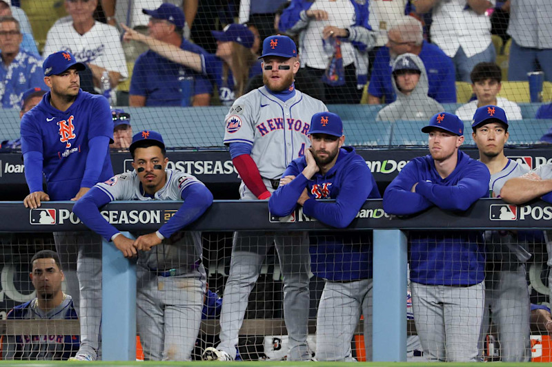 LOS ANGELES, CALIFORNIA - OCTOBER 20: The New York Mets watch from the dugout during the ninth inning in game six of the National League Championship Series against the Los Angeles Dodgers at Dodger Field on Sunday, Oct. 20, 2024 in Los Angeles. (Robert Gauthier / Los Angeles Times via Getty Images)