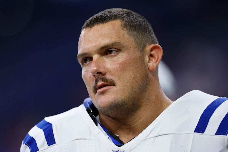 INDIANAPOLIS, IN - AUGUST 17: Indianapolis Colts center Ryan Kelly (78) during the NFL Preseason game between the Arizona Cardinals and the Indianapolis Colts on August 17, 2024 at Lucas Oil Stadium  in Indianapolis, IN.  (Photo by Jeffrey Brown/Icon Sportswire via Getty Images)