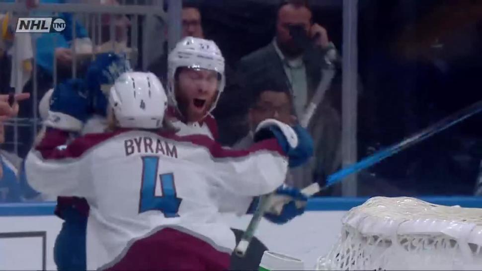 Helm scores late, Avalanche beat Blues 3-2 to win series