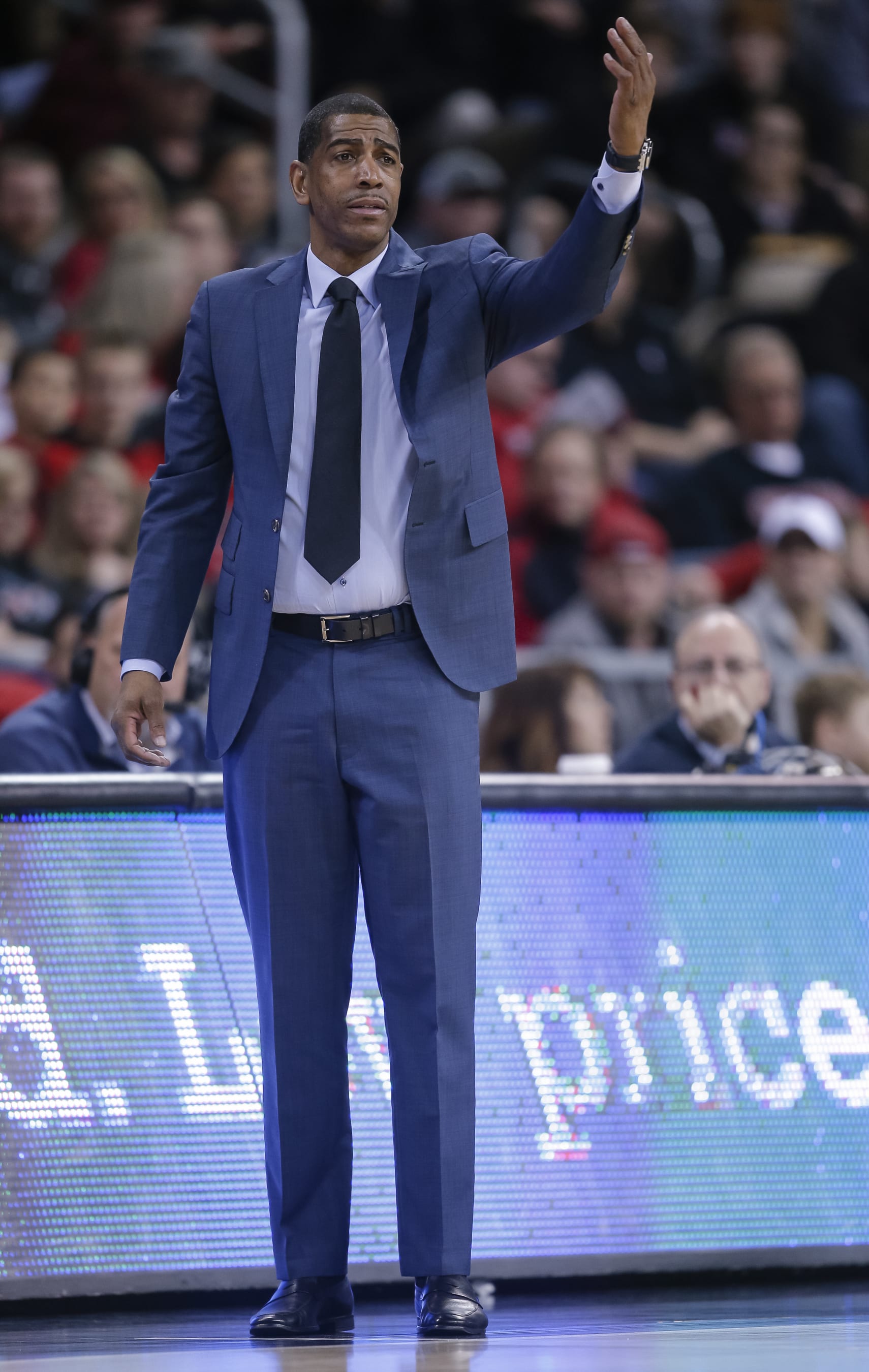 Pistons Rumors Kevin Ollie, Charles Lee to Interview for HC Job amid