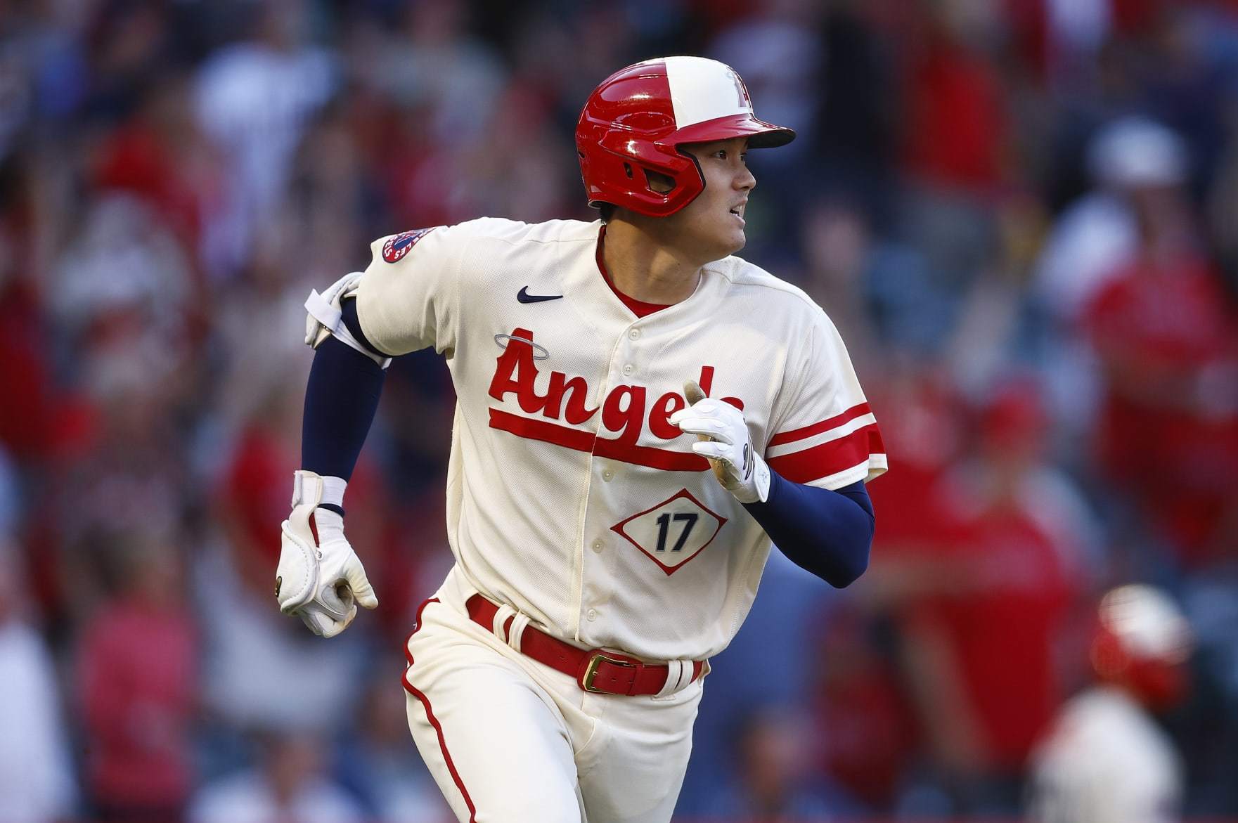 Angels acquire notable outfield slugger in trade with NL team