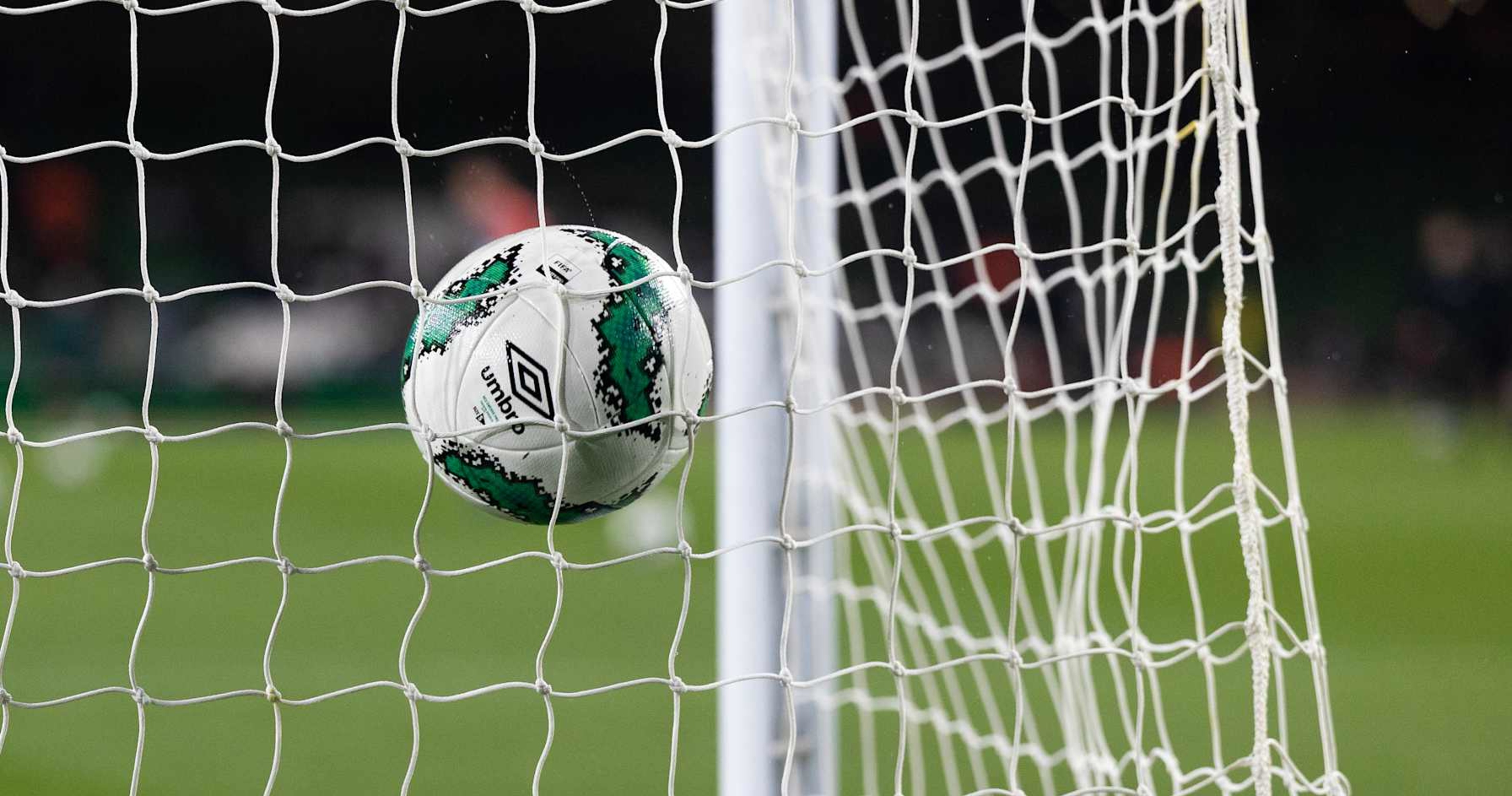 Decenas de personas muertas y heridas en una estampida durante un partido de f tbol en guinea 1