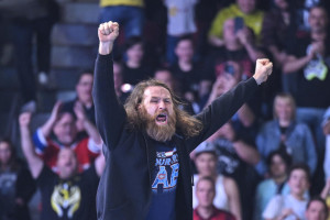 Biggest Takeaways From 2023 WWE Elimination Chamber Results
