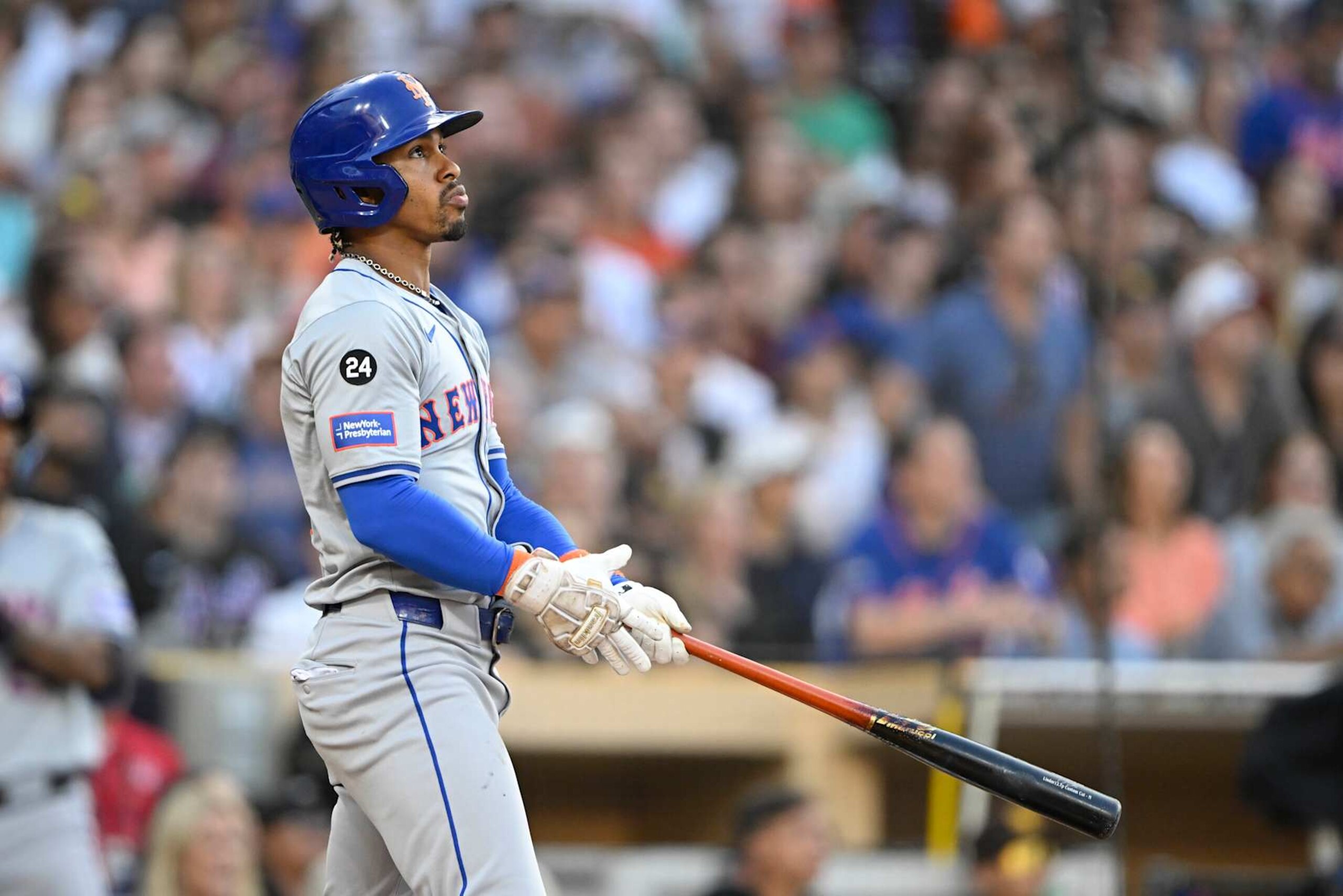 SAN DIEGO, CA - AUGUST 24:  Francisco Lindor #12 of the New York Mets hits a grand slam during a baseball game against the San Diego Padres on  August 24, 2024 at Petco Park in San Diego, California. (Photo by Denis Poroy/Getty Images)