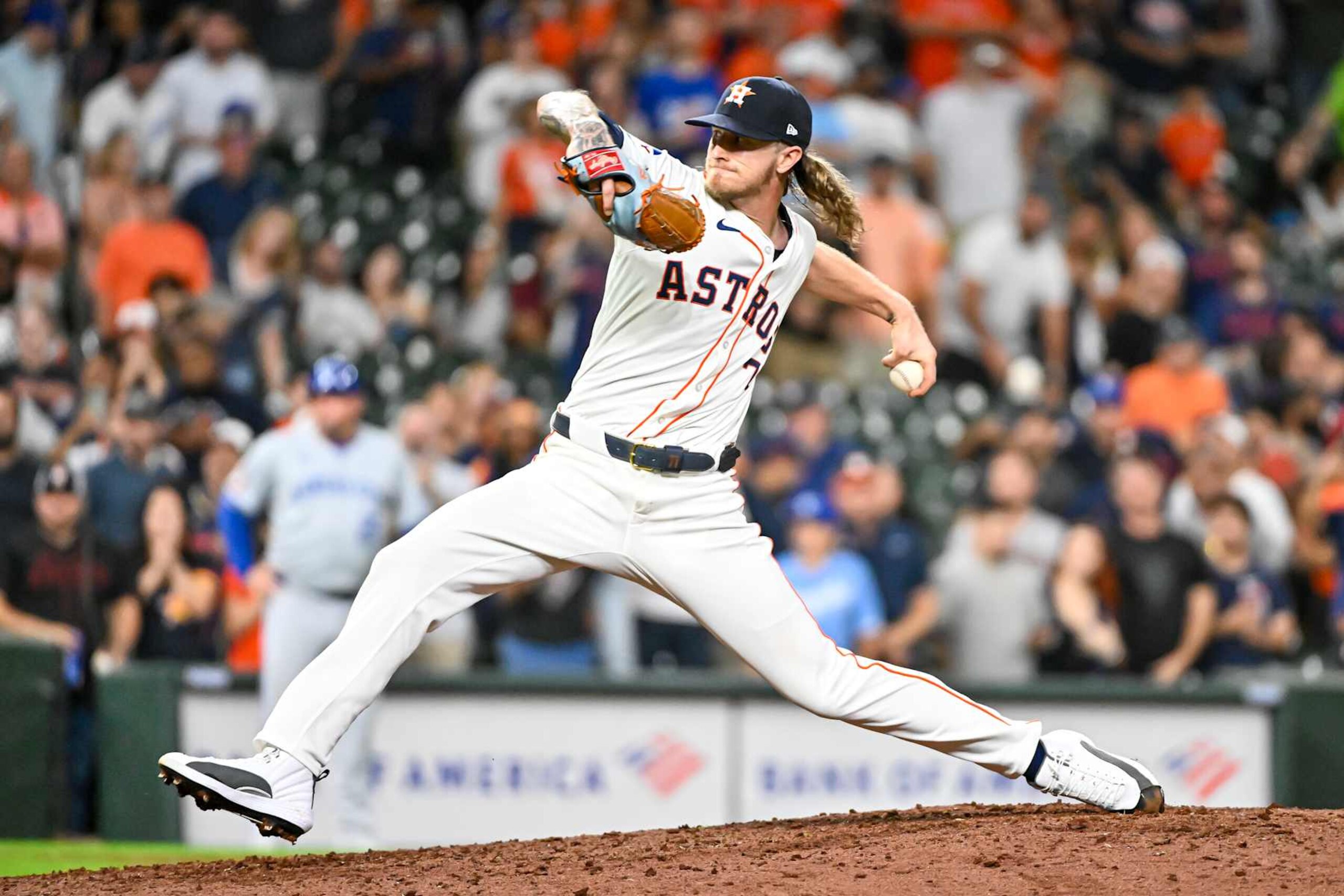 HOUSTON, TEXAS - AUGUST 29: Josh Hader #71 of the Houston Astros pitches against the Kansas City Royals at Minute Maid Park on August 29, 2024 in Houston, Texas. (Photo by Logan Riely/Getty Images)